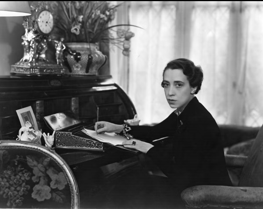 ショッキング・ピンクを生んだ女 私はいかにして伝説のデザイナーに